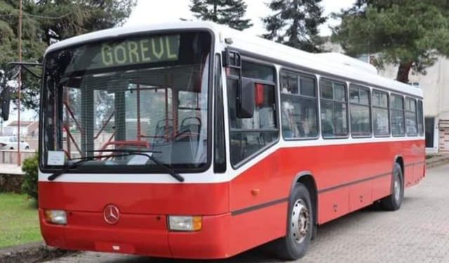 İstanbul Büyükşehir Gülyalı belediyesine otobüs hediye etti