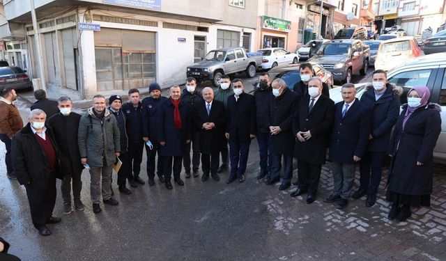 Başkan Güler Kar kış demeden ilçeleri ziyaret ediyor