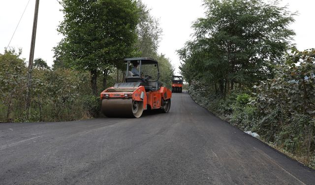 PERŞEMBE’NİN YOLLARINA SICAK ASFALT KONFORU