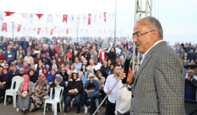 HAMSİ FESTİVALİNDE BAŞKAN GÜLER’E YOĞUN İLGİ